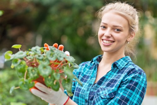 Gardeners Mortlake caring for a leafy residential garden